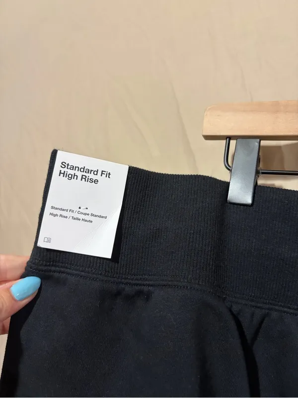 Nike joggers - Image 2