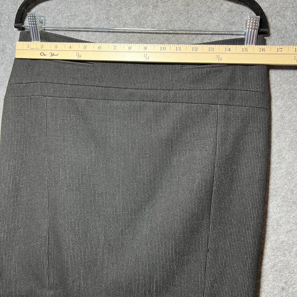 Express Womens Gray Pinstripe‎ Pencil Skirt Size 6 Career Office Stretch Lined - Image 2