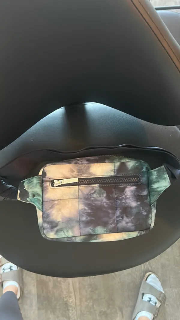 Lululemon Fanny Pack Everywhere Belt Bag - Image 2