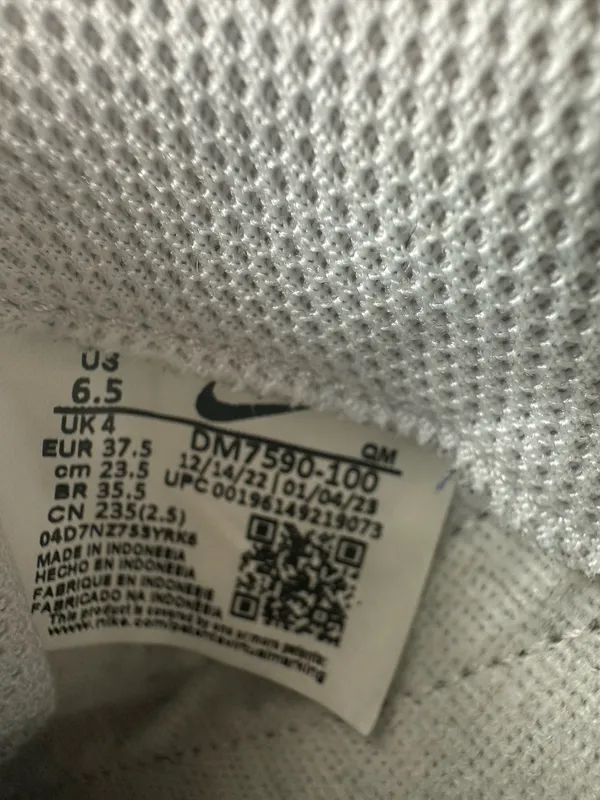 Platform Low-Top Nike Blazer - Image 7