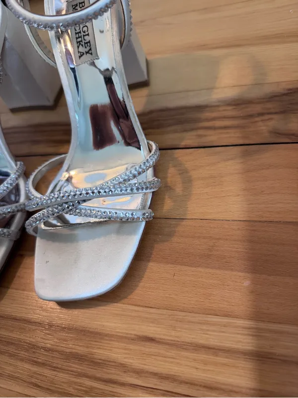 Badgley Mischka Brixley satin heel with rhinestones - Image 6