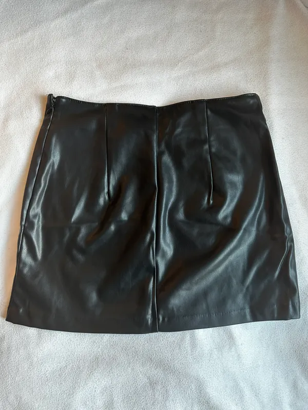 The Outfit Leather Outfit - Image 3