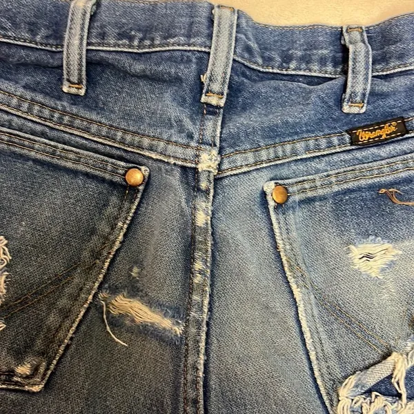 Vintage style wrangler cut off denim shorts medium wash‎ - Image 10