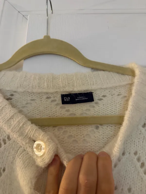 Gap Sweater - Image 3