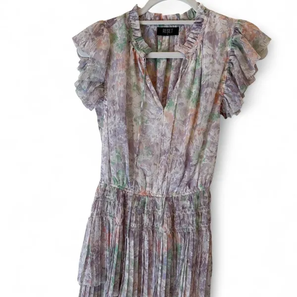 Whimsy floral pastel-colored pleated dress size small - Image 3
