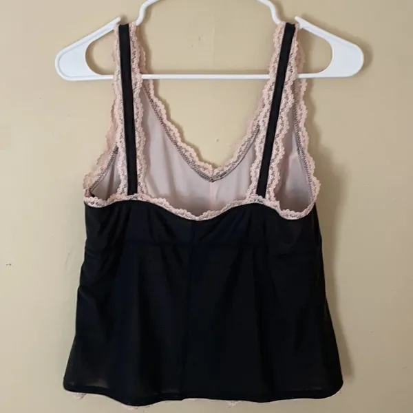 Express Sleeveless BabyDoll Top with lace size Large - Image 3