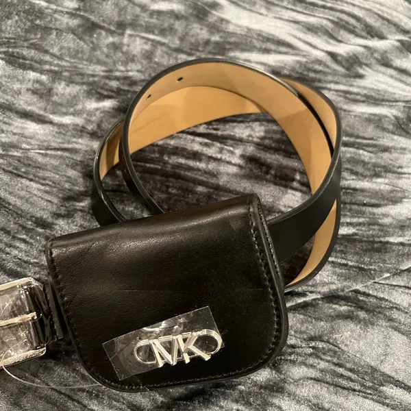 Michael Kors Black Leather Belt Bag - Image 3