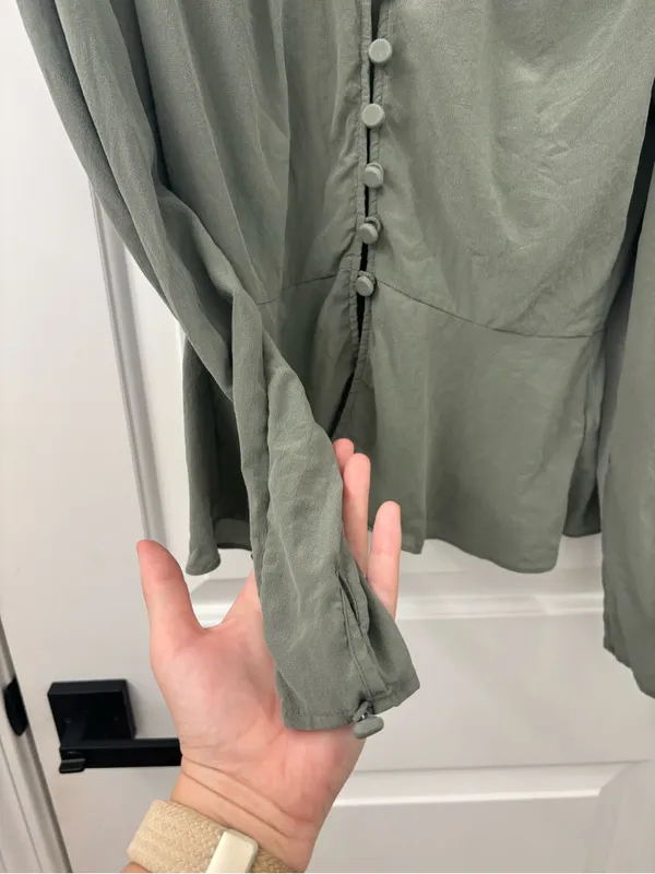 Aritzia Wilfred Suzette silk blouse - Image 8