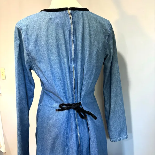 VTG Blue Denim Maxi Dress Long Sleeve Pleated Modest Farm Tradwife, Size 8 - Image 2