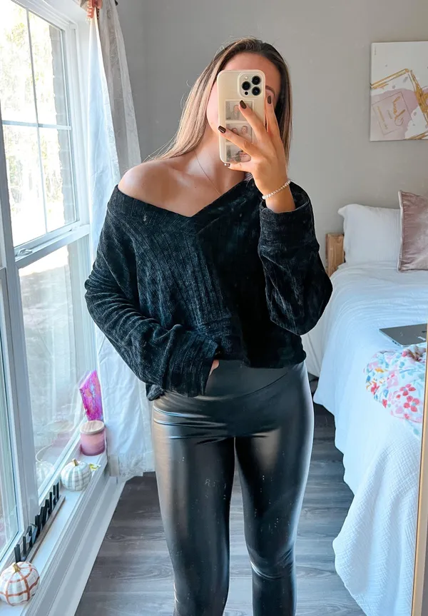 Entro Black Chenille V-Neck Off the Shoulder Oversized Sweater - Image 2