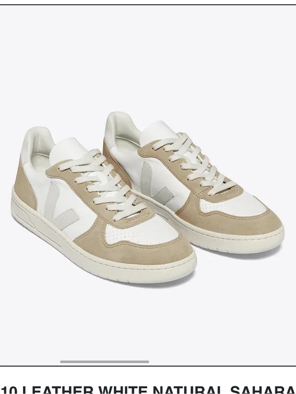 Veja V-10 Leather White Natural Sahara Sz 7/38 - Image 2