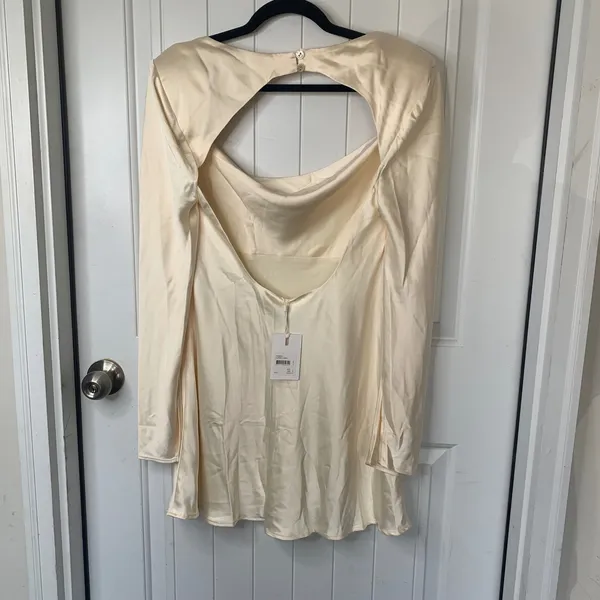 Anthropologie ivory long sleeves satin‎ party dress size 8 bridal bachelorette - Image 3