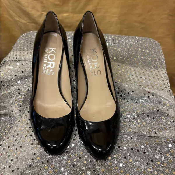 Michael‎ Kors Black Patent Leather Flats - Image 2