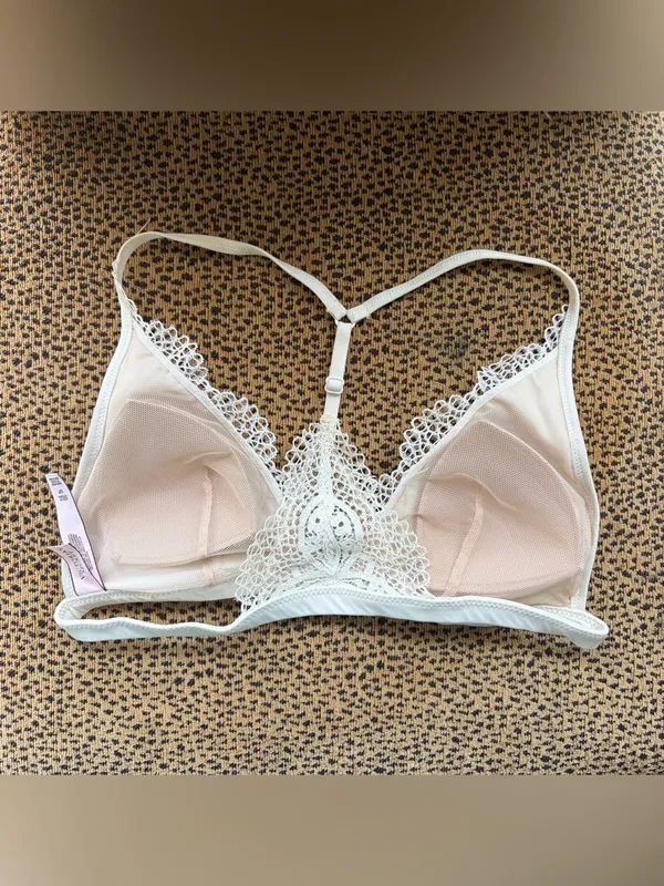 Victorias Secret Body White Racerback Bralette - Image 3