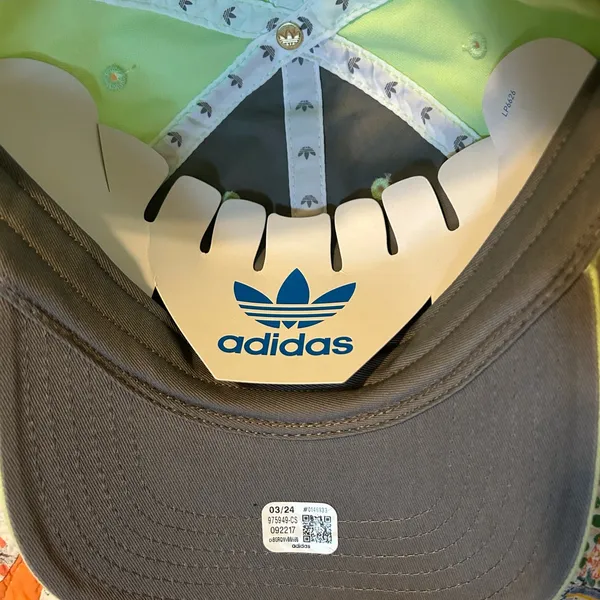 NWT Women’s Adidas Spring Green Baseball Cap - Image 4