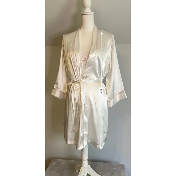Women's Linea Donatella White & Pink Satin Robe & Chemise Set S - Image 6