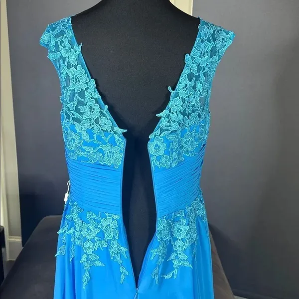 Women’s Blue Full Length Formal Dress V-Neck Lace Appliqué Bodice Size 10 NWT - Image 7