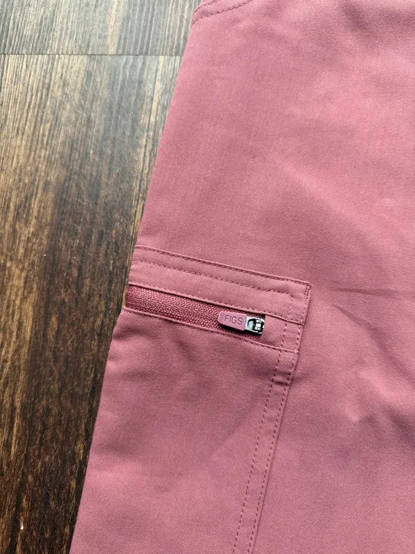 NWT FIGS Women’s Mauve Yola Skinny Scrub Pants - Size XXS - Image 8