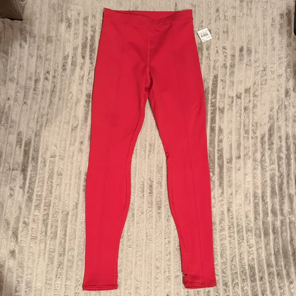 Alo Yoga High-Waist Airbrush Leggings Cherry Red Split Hem Size Medium - Image 2