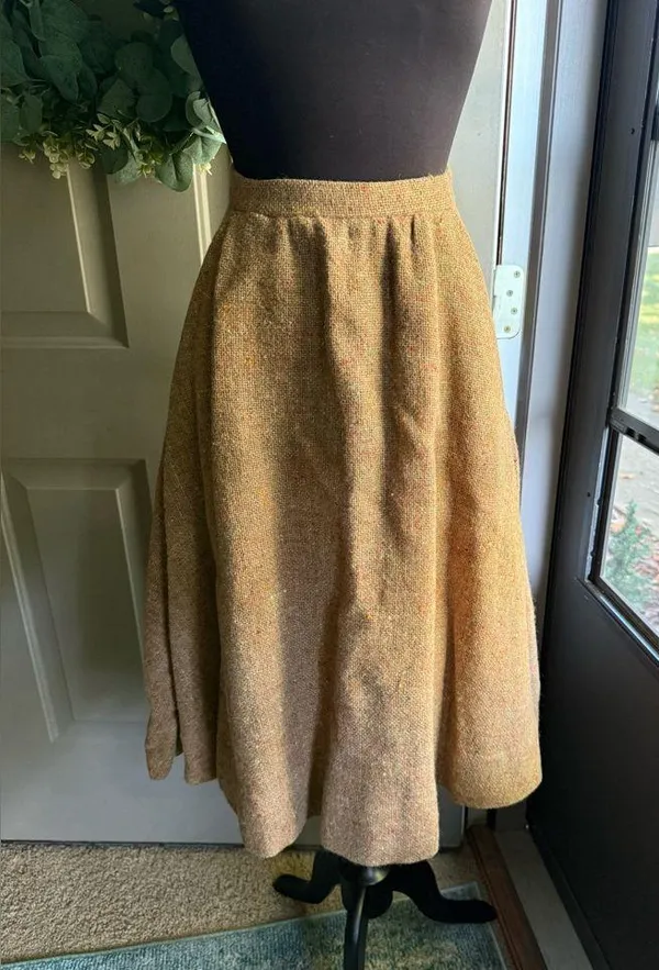 Vintage 60/70s Casual Corner tweed skirt blazer suit set, size medium - Image 12