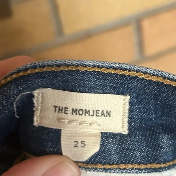 Madewell The Momjean: Comfort Stretch Edition Distressed Size 25 - Image 7