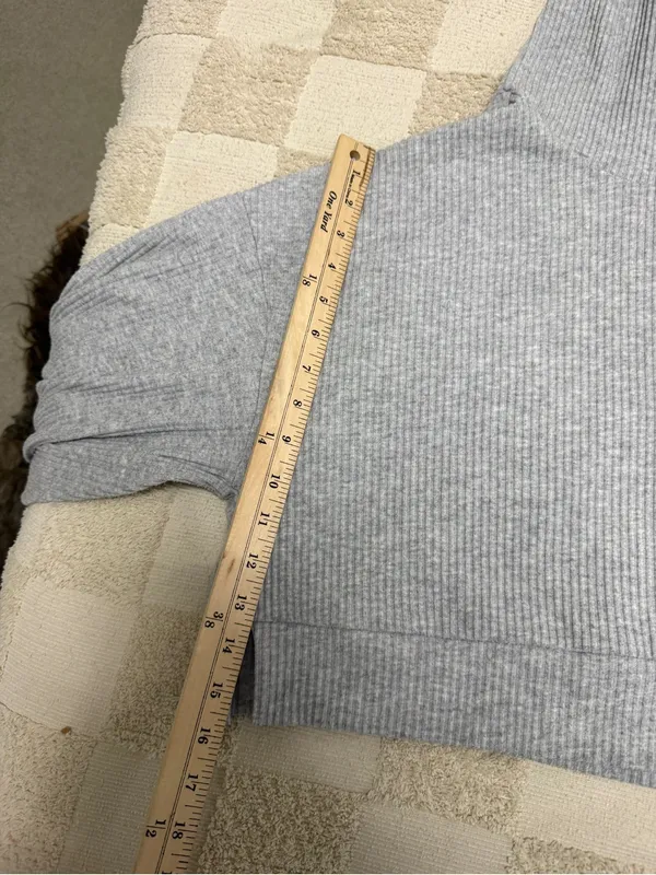 Alo Yoga Muse hoodie size M‎ - Image 5