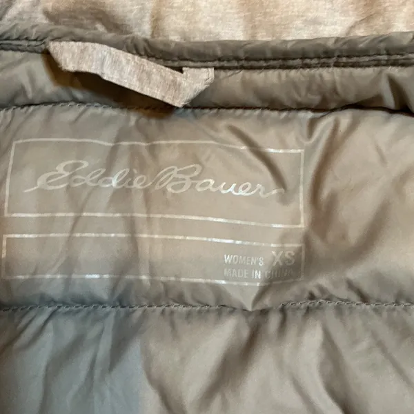 Eddie Bauer 650 Down Puffer Jacket Beige Quilted Full Zip Women XS Lightweight - Image 10
