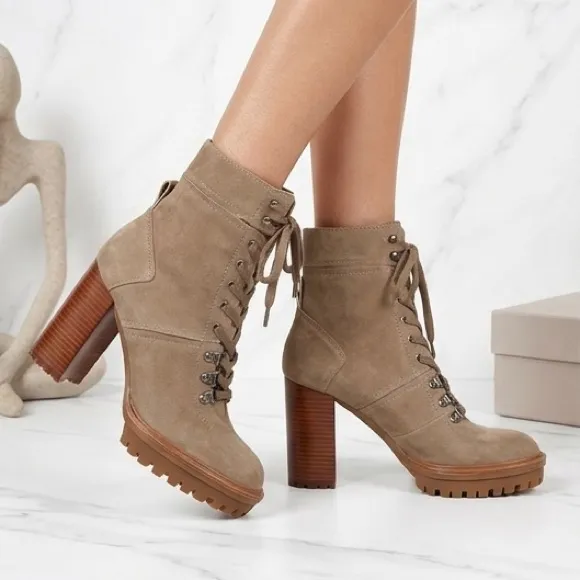 NEW Vince Camuto Emebrila Suede Platform Lug Sole Block Heel Combat Boots 10 - Image 2
