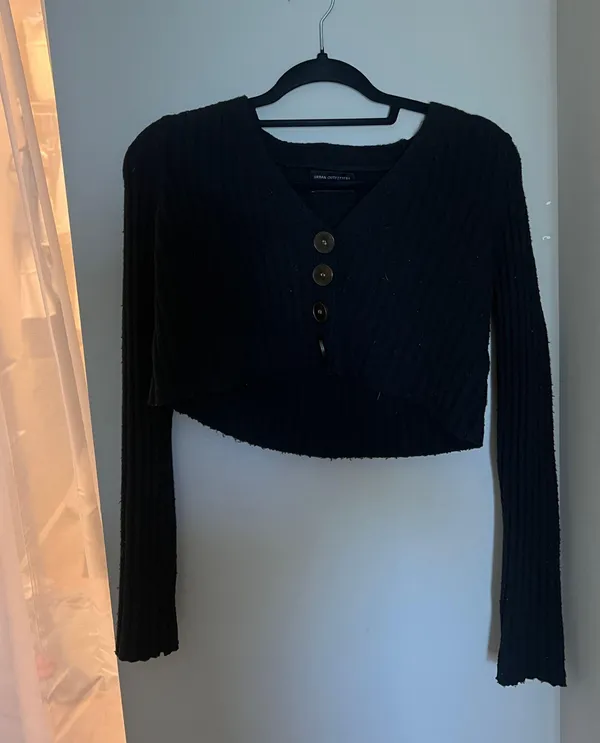 Cropped Sweater  - Image 4