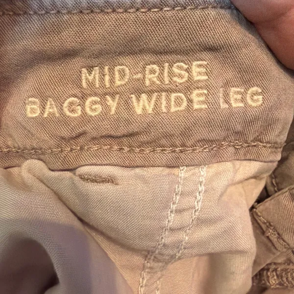 American Eagle Mid Rise Baggy Wide‎ Leg Size 8 Stretch Lyocell Cargo Pants - Image 5