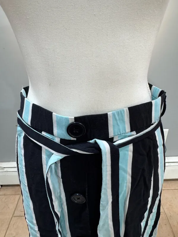 Black/Blue Westport Striped Midi Skirt Size MP EUC - Image 3