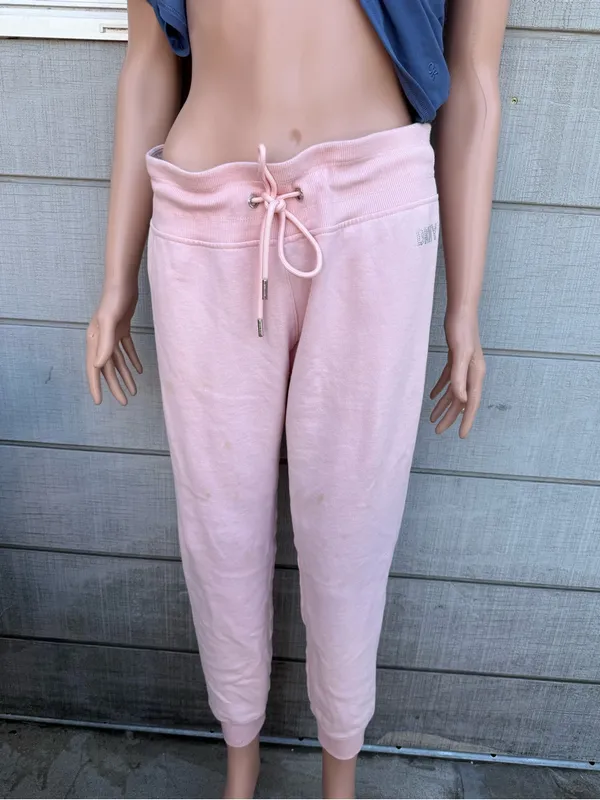 Women’s DKNY logo rhinestone drawstring sport pink jogger sweatpants size small - Image 4