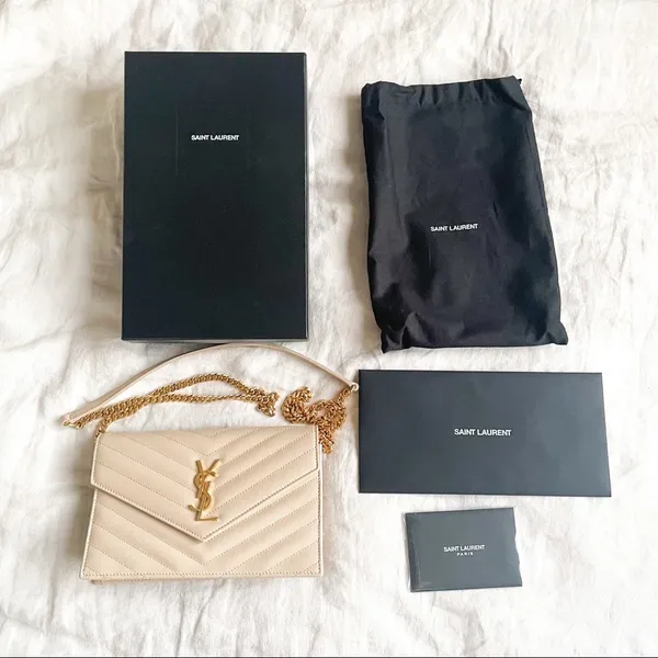 Yves Saint Laurent Classic Monogram Wallet on Chain - Image 8