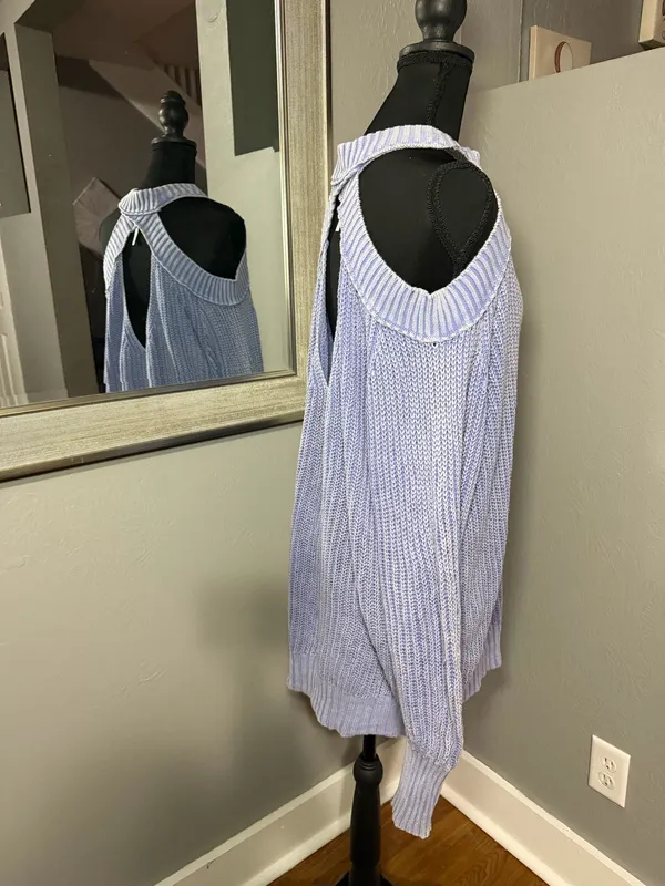Free People Half Moon Bay cold-shoulder sweater size medium. - Image 6