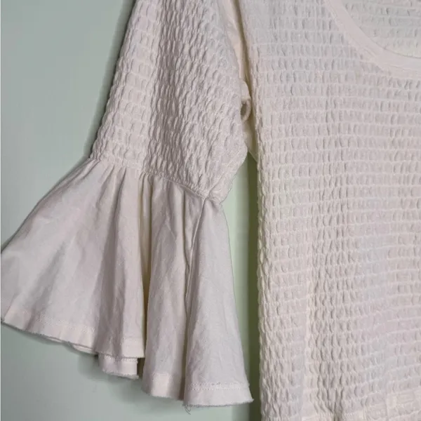Anthropologie Cream Scoop Neck Smocked Bell Sleeve Blouse XS - Image 7