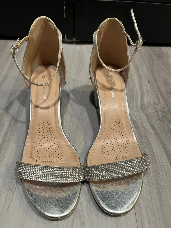 Forever 21 Silver open Toe Rhinestone‎ Ankle
Strap Buckle Low Chunky Heels - Image 7