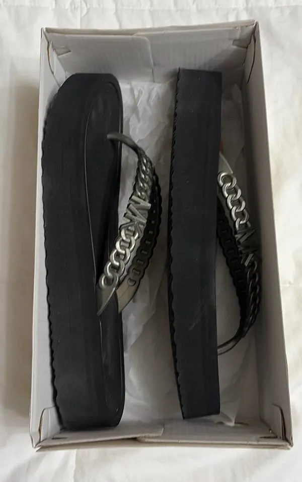 Michael Kors Flip-Flops 8  - Image 4