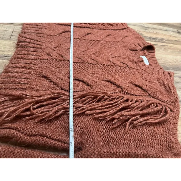 Urban Outfitters Faye Shimmer Fringe‎ Cable Knit Sweater Size M - Image 9