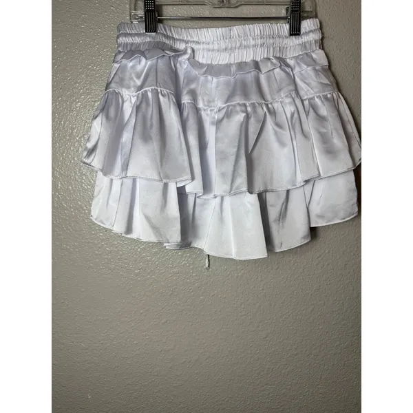 Day + Moon A1196-HNH White Satin Tiered Ruffle Skort Size S - Image 2