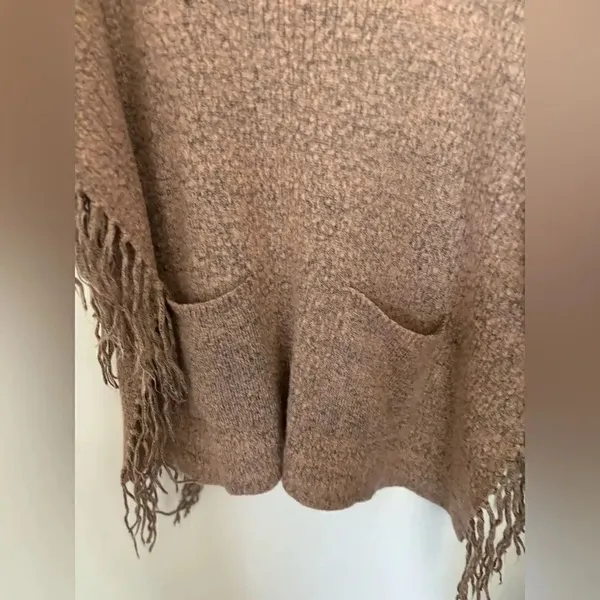 Steve Madden Knit Fringe Poncho Wrap Turtleneck Pockets One Size - Image 5
