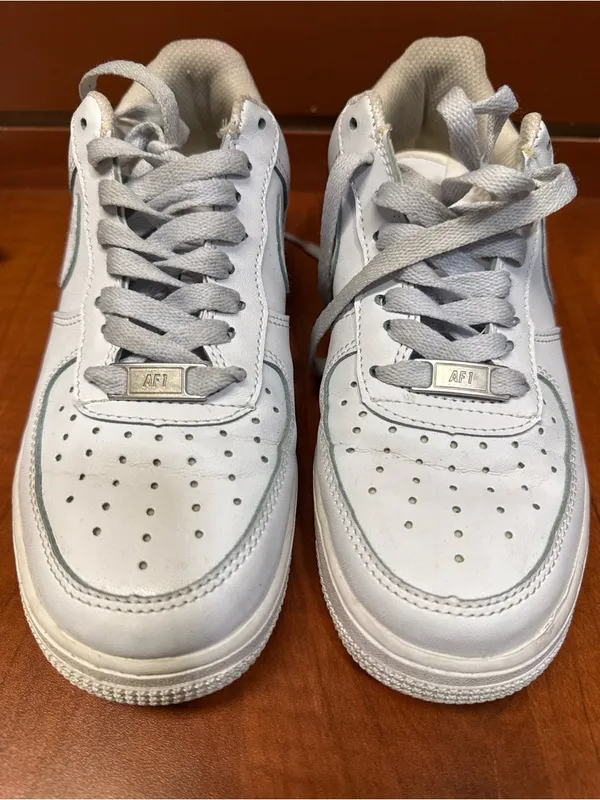 Nike Air Force 1 Low Triple White Sneakers Women’s Size 7 Classic Casual Shoes - Image 3
