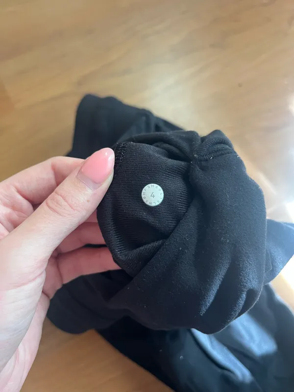Lululemon Black Joggers  - Image 4