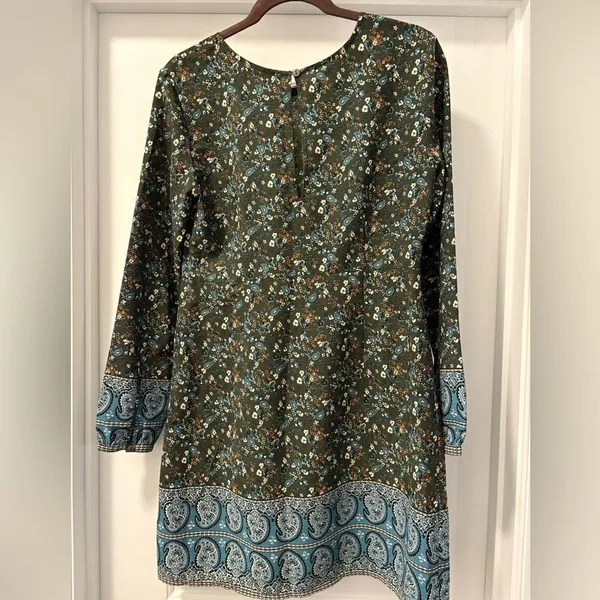 Abercrombie & Fitch Floral Long Sleeve Shift Dress with Blue Paisley Hem Size M - Image 5