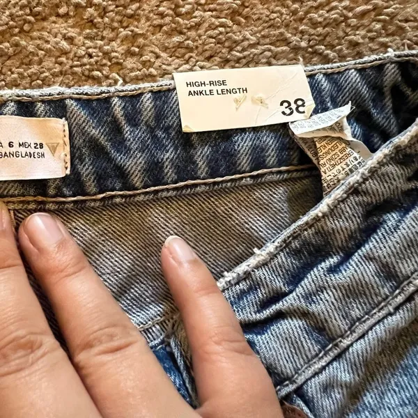 NWT Zara high rise ankle jeans 6‎ - Image 4