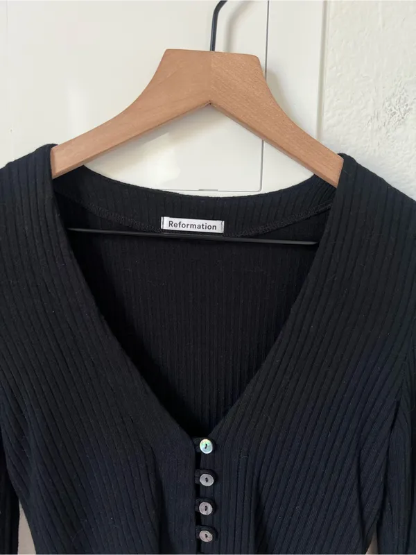 Reformation Jeans Geller Ribbed Knit Cardigan Sweater in Black - Image 5