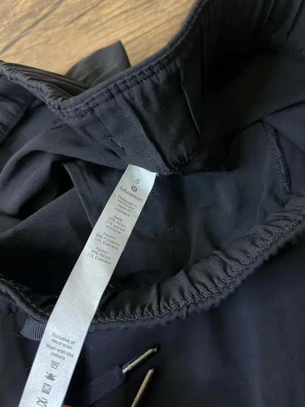 Lululemon On The Fly Pant 27” Black Size 8 | Full-On Luxtreme Travel Pants - Image 2