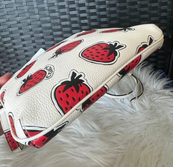 Coach Kitt Messenger Crossbody Bag With Strawberry Print - Image 4