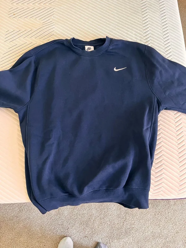 Nike Crewneck - Image 4