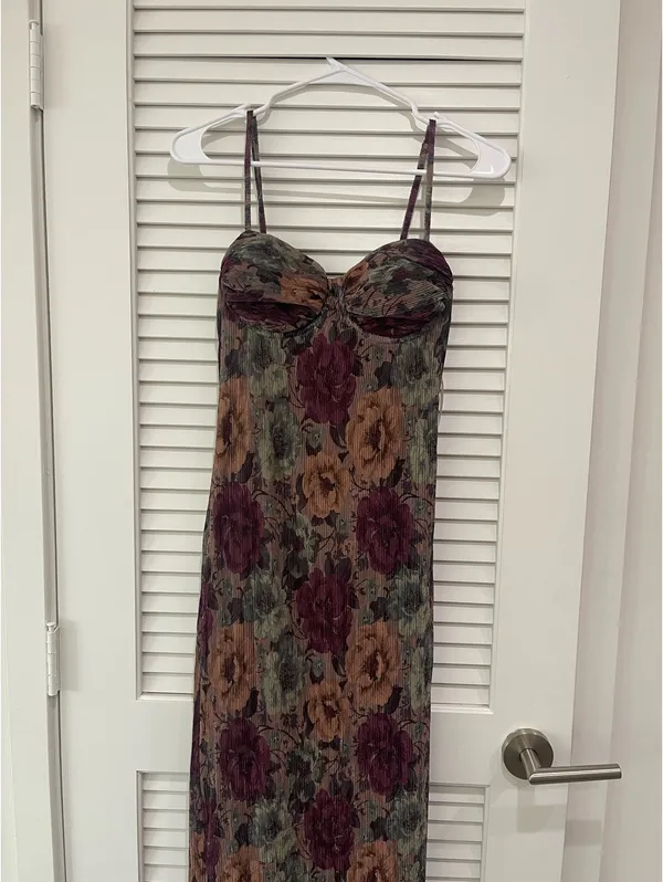 Lulus Formal Dress - Image 3