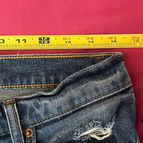 Abercrombie & Fitch Women's The Mom High Rise Ripped Raw Hem Jeans 30/10R‎ - Image 5
